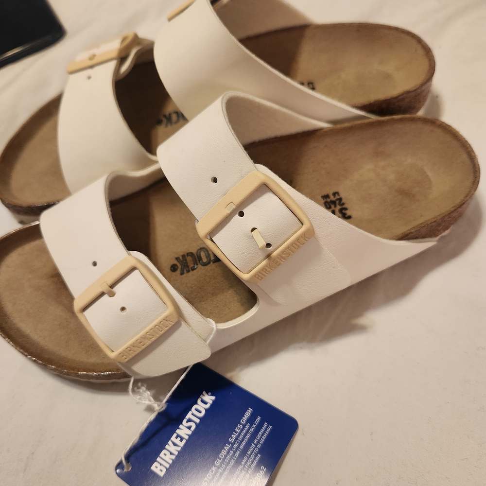 Birkenstock Cream Sandals with Buckles
